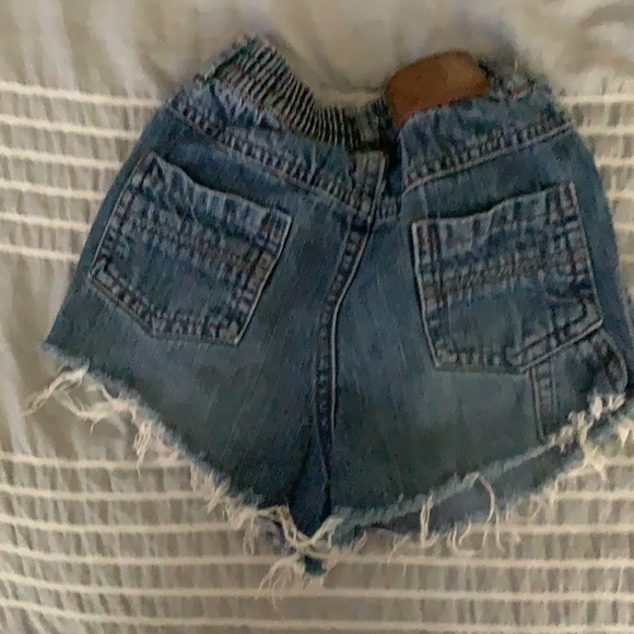Eddie Bauer 18month cutoff denim jen shorts - Picture 3 of 4